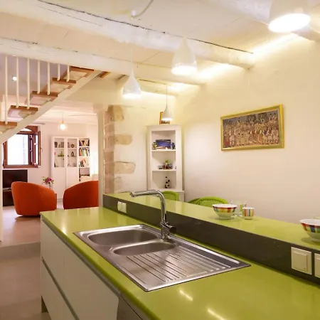 Byblos Walking Distance To Everything With Private Pool & Bbq * Réthymnon