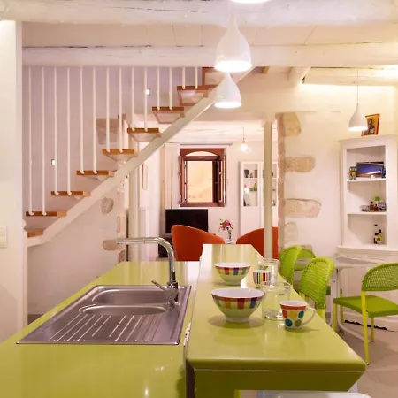 Byblos Walking Distance To Everything With Private Pool & Bbq Villa