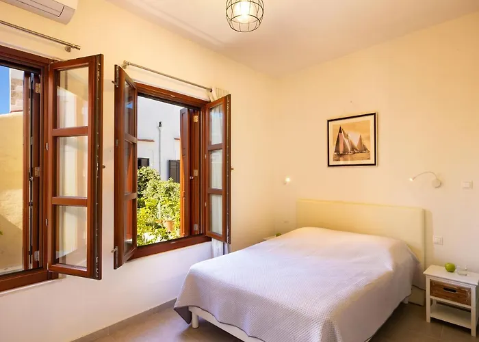 Byblos Walking Distance To Everything With Private Pool & Bbq