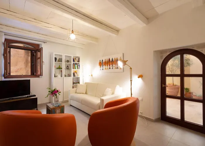 Byblos Walking Distance To Everything With Private Pool & Bbq Willa *