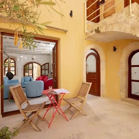 Byblos Walking Distance To Everything W/heated Pool & Bbq Rethymno