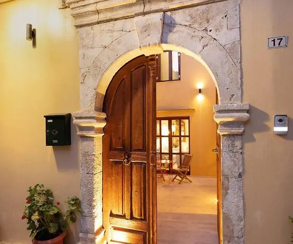 Вилла Byblos Walking Distance To Everything With Private Pool & Bbq