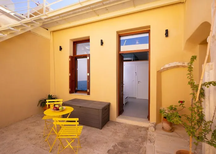 Вилла Byblos Walking Distance To Everything With Private Pool & Bbq