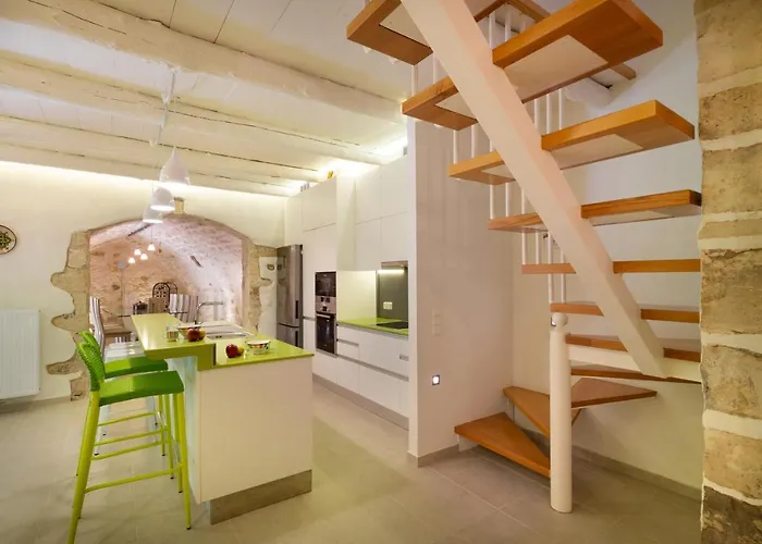 Byblos Walking Distance To Everything With Private Pool & Bbq *